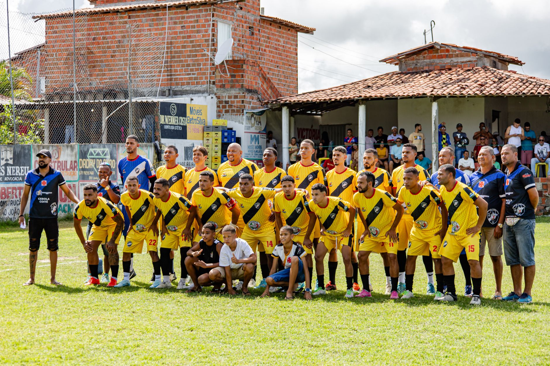 O Coração dos Mambas: Como a Selecção Nacional Inspira o Futebol Moçambicano