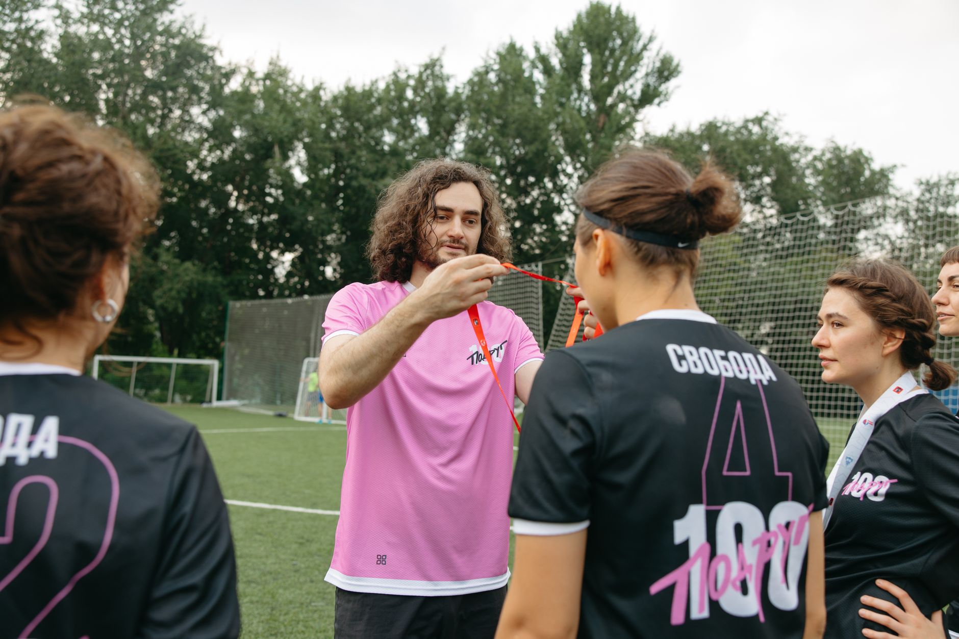 Nova fase no Newcastle: Matthias Jaissle estreia em amistoso contra o Valencia