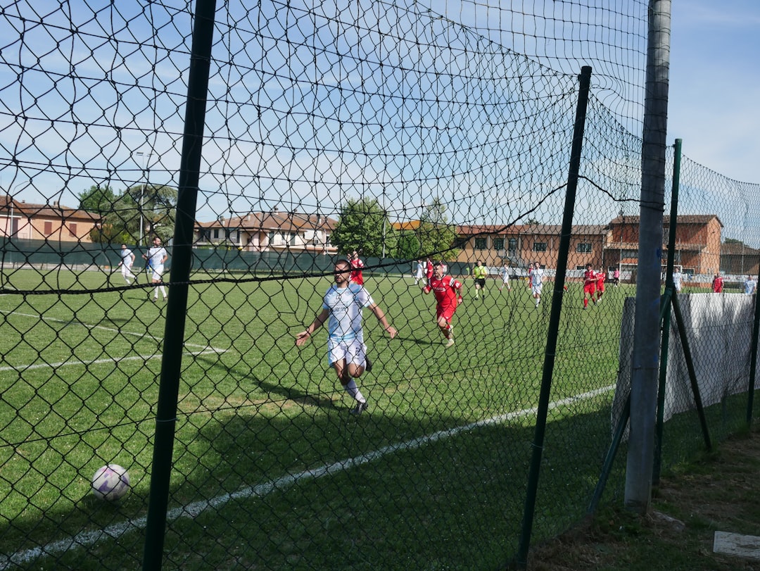 Inusitado: crianca invade gramado e interrompe partida da Major League Soccer
